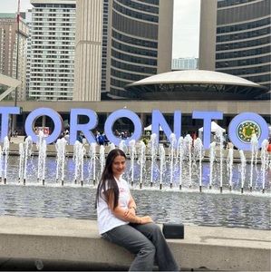 Meet your Posher, Zhalla